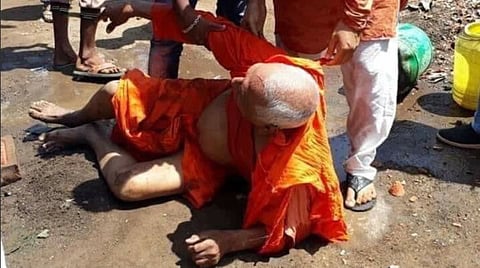 Attack on Swami Agnivesh highlights intolerance in India, people react on twitter