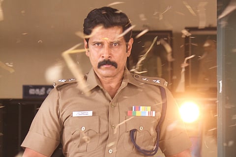‘Saamy Square’ brings back Vikram the policeman