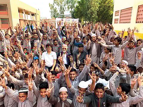Shyam Bhatia distributed cricket kits to 43 clubs in Vadodara in the presence of former Indian cricketers Kiran More, Munaf Patel and Nayan Mongia.