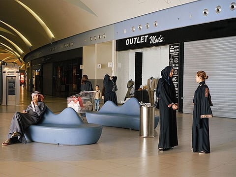 Saudi shops close during prayers