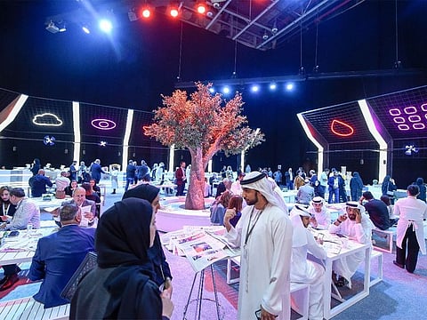 Arab Media Forum, to be held in Dubai from October 4 to 5, 2022, is the region's largest media gathering. This year, the event is expected to draw the participation of over 3,000 regional and international journalists, influential decision makers, opinion leaders, entrepreneurs and innovators.