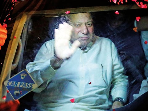 The federal cabinet on Wednesday asked for experts’ opinion related to the medical reports of the PML-N supremo Nawaz Sharif.