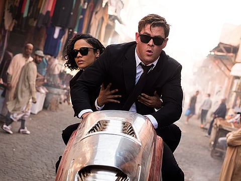 Chris Hemsworth and Tessa Thompson in 'Men in Black: International'.