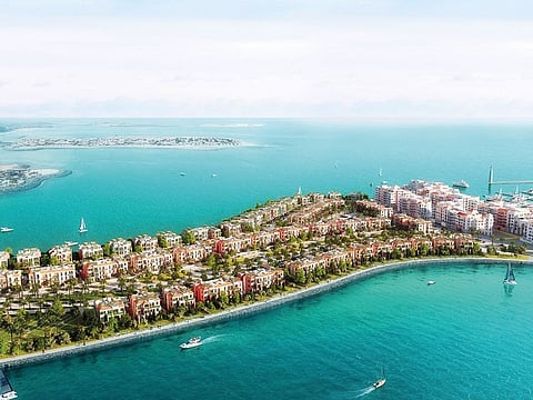 An image of the Sur La Mer project. It’s one of the few freehold locations in Jumeirah 1, a traditional favourite of the city’s wealthy.