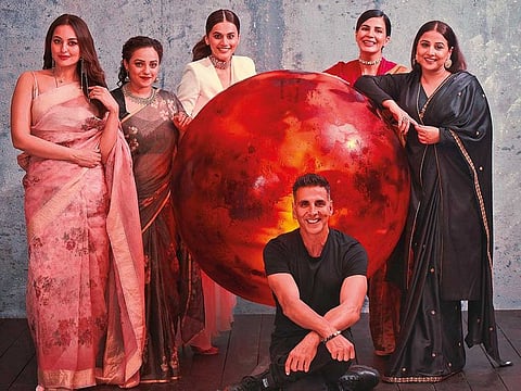 ‘Mission Mangal’ cast: Akshay Kumar (centre) with Sonakshi Sinha, Nithya Menen, Taapsee Pannu, Kirti Kulhari and Vidya Balan.