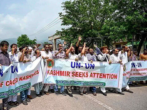 Protesters of the All Parties Hurriyat Conference near the United Nations (UN) office in Islamabad on August 16.