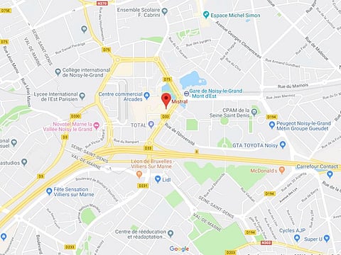 A French waiter was shot dead here on Friday night for reportedly taking time to serve a sandwich a customer ordered.