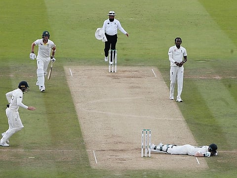 England's debutant paceman Jofra Archer has Steve Smith pole-axed with a bouncer on the fourth day of the Lord's Test on Saturday.