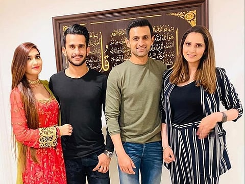 Sania Mirza (right) with Shoaib Malik, Hassan Ali and Samiya at the dinner she hosted for the newly married couple in Dubai.
