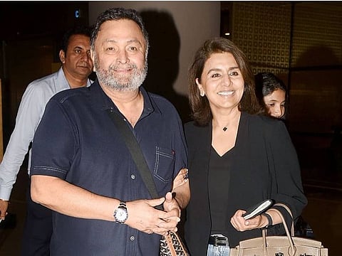Veteran actor Rishi Kapoor, who was undergoing medical treatment in New York, returned to India on Tuesday. Expressing his happiness on his arrival in the country, Rishi took to Twitter and wrote: "Back home... after 11 months 11 days. Thank you all."