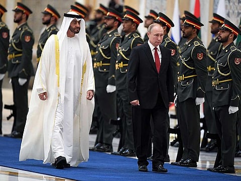 Sheikh Mohamed welcoming Russian President Vladimir Putin in Abu Dhabi.