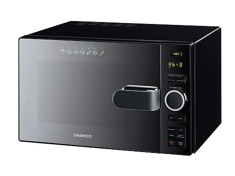 Daewoo Air Fryer Microwave Oven is a healthy alternative to oil fryers.