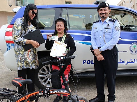 Responsible Road Users Award winner Jenilyn Sta Juana (centre), 49, rides around 40 minutes daily on her way to work and back. Shell GoldStar Contest - road safety campaign
GULF NEWS ARCHIVES