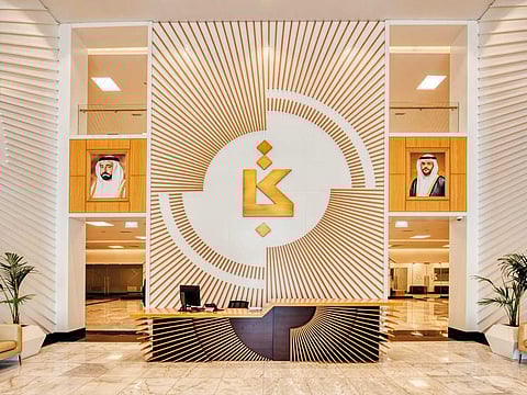 SPCFZ has smart offices with different facility options to meet personal requirements such as flexi-desk, dedicated desk, furnished or unfurnished offices, and shell and core offices