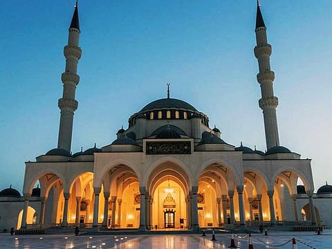 The largest mosque in Sharjah stretches over a total area of two million square feet