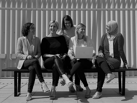 The five founders of QiDZ: Ines Mena, Simona Agolini, Therese Hundt, Claudia Ribas and Nourhan Hassan