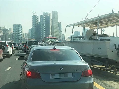 Traffic towards Sharjah from Dubai