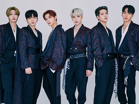 Hyungwon, Kihyun, I.M, Minhyuk, Joohoney and Shownu of Monsta X.