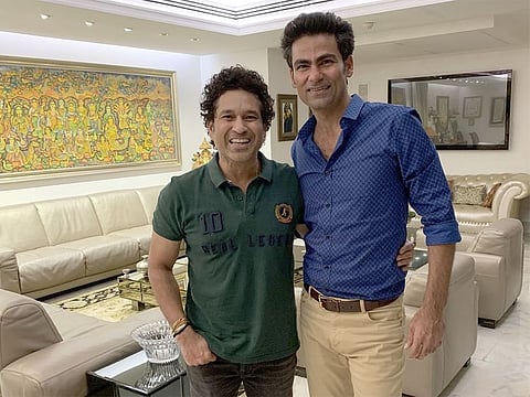 Sachin Tendulkar (left) poses with Mohammad Kaif.