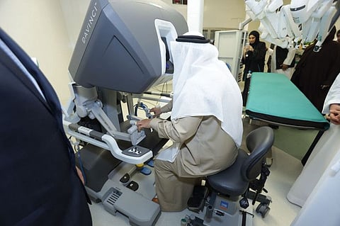 American Hospital, part of Mohamed & Obeid Al Mulla Group, one of the leading pioneers of private healthcare in the Middle East, is proudly inaugurated its robotic surgery services. The hospital is the first medical facility in Dubai to offer the fourth generation of the da Vinci Xi surgical system to conduct robotic surgery services, solidifying the Emirate’s position on a regional scale as a hub for medical tourism for patients seeking world-class professional care.