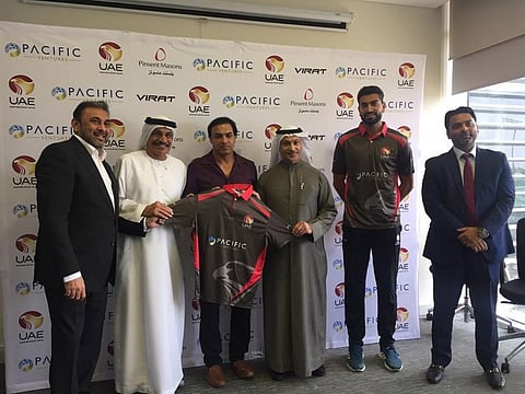 Robin Singh is unveiled as the new UAE coach. From left: Parvez Khan of Pacific Ventures, Dr Tayeb Kamali, chief selector, Robin Singh, Khalid Zarooni, vice chairman ECB, Ahmed Raza, UAE captain and Mubasher Usmani, General Secretary ECB