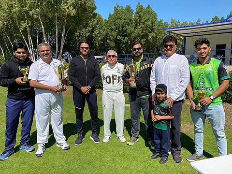 Winners and runners-up captains and award winners of the Shijana Cup