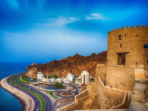 Before the discovery of oil, Muttrah was the centre of commerce in Oman. It is still a centre of commerce as one of the largest sea ports of the region is located there.