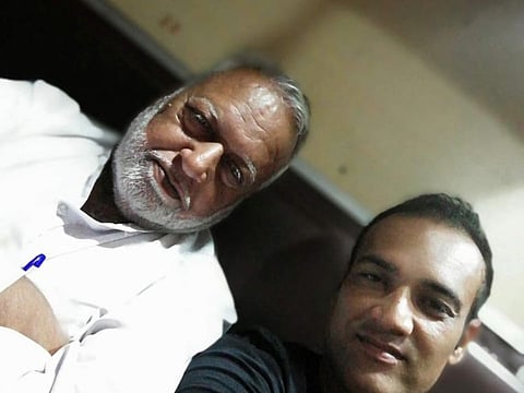 Moeen Ali with father Sayyed Aashiq Ali in happier times