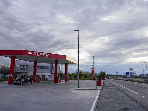 No one is pulling into service stations these days, exacerbating the supply glut in the oil markets. Saudi Arabia and Russia say they are willing to do more to steady prices from current levels.