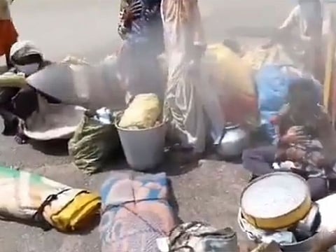 Indian tweeps furious at the mistreatment of poor migrant workers amid lockdown