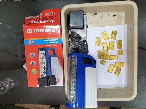 Gold bars were hidden in a lamp