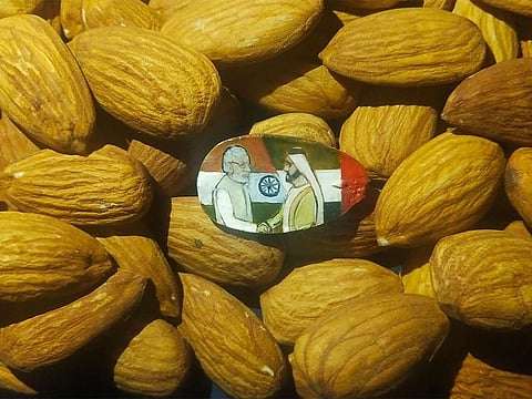The special almond portrait gift