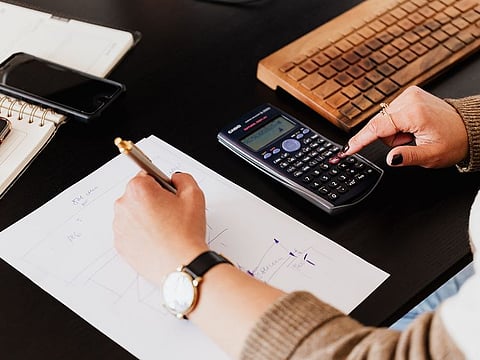 It is easier for new expats to manage their budgets in the UAE compared to moving to a city that has fluctuating currency levels.