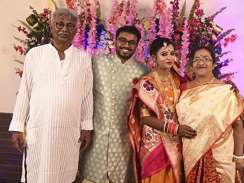 Nilanjan De and family