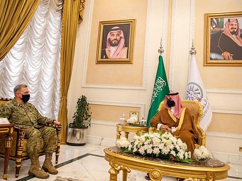 Prince Khalid and US Chairman of the Joint Chiefs of Staff meet in Riyadh.