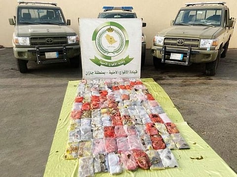 Police in Saudi Arabia has busted an attempt to smuggle 107kg of hashish which was hidden in the trunk of a vehicle.