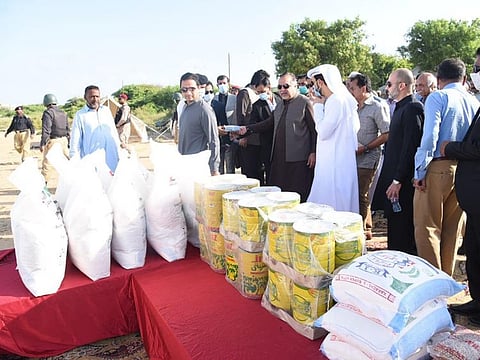 Sindh Governor Imran Ismail along with the Consul General of the UAE in Karachi Dr. Salim Ali Al Dhanhani dispatch ration bags for calamity-hit families in the Mirpurkhas Division of Sindh.