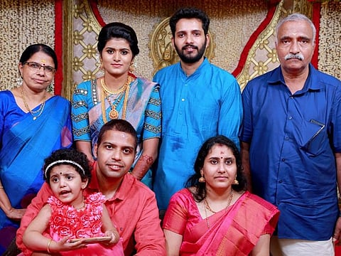 Parameswaran’s wedding was held at his house as his brother Ravisankar, wife Tara and niece Ayana have still not fully recovered from their injuries sustained in the crash.