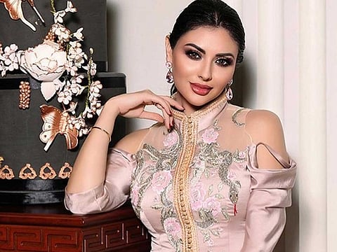 Arab actress Mariam Hussain, who was fined in Dubai for celebrating her birthday in violation of COVID-19 protocol, said the restaurant’s management served her the cake out of courtesy and people gathered to take pictures with her.