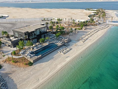 Cove Beach Abu Dhabi. Dubai’s popular Cove Beach is set to open its second location in the UAE at Abu Dhabi’s Makers District on Al Reem Island in partnership with developer Imkan Properties.
