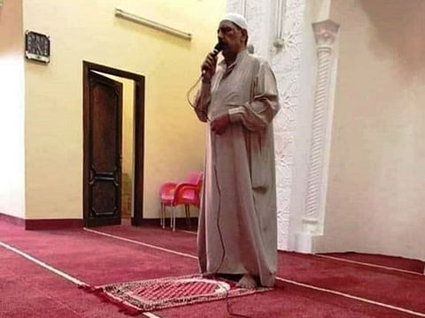 Imam Mohammed Ramadan died inside a mosque due to a heart attack.