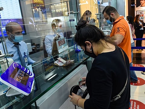 Planning on remitting Indian rupee, Pakistan rupee or Philippine peso? Here’s how you can take advantage of remittance-beneficial rates and when.