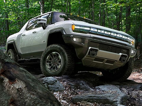 Heralding its renewed push into the electric-vehicle market, General Motors has revealed the much-anticipated electric pick-up version of its legendary Hummer nameplate.  Dubbed the 2022 Hummer EV Edition 1, GM says the supertruck will “forge new paths with zero emissions.”