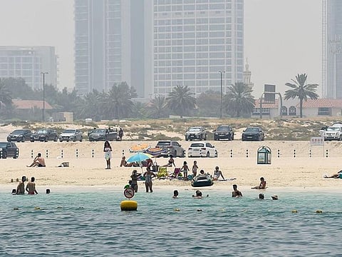 Rough sea alert in the Arabian Gulf