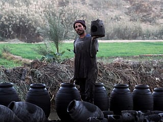 Egyptian potters using Nile mud seek to protect their craft