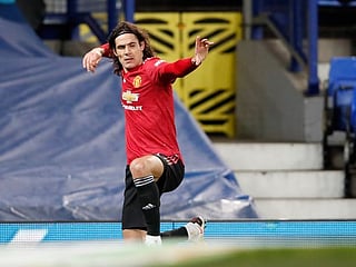 Football transfer gossip: Edinson Cavani set for major pay hike at Manchester United