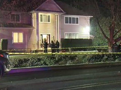 A large emergency response team was seen at the scene of the crime.