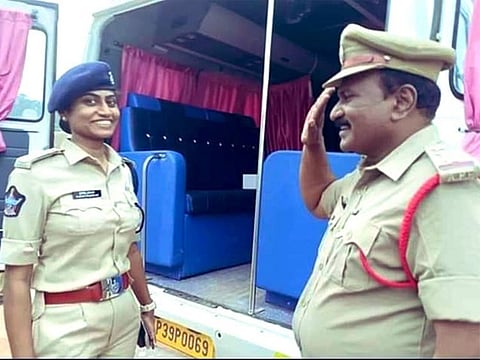 On seeing his daughter at the prestigious police conference, Shyam Sunder approached Jessy Prasanthi and saluted her, as she holds a higher rank to him.