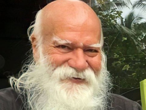 An iconic name in the Indian fashion industry, Satya Paul’s haute couture was known for the vivid colour palette and an array of design patterns.