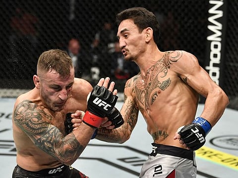 Max Holloway takes on Calvin Kattar in Abu Dhabi